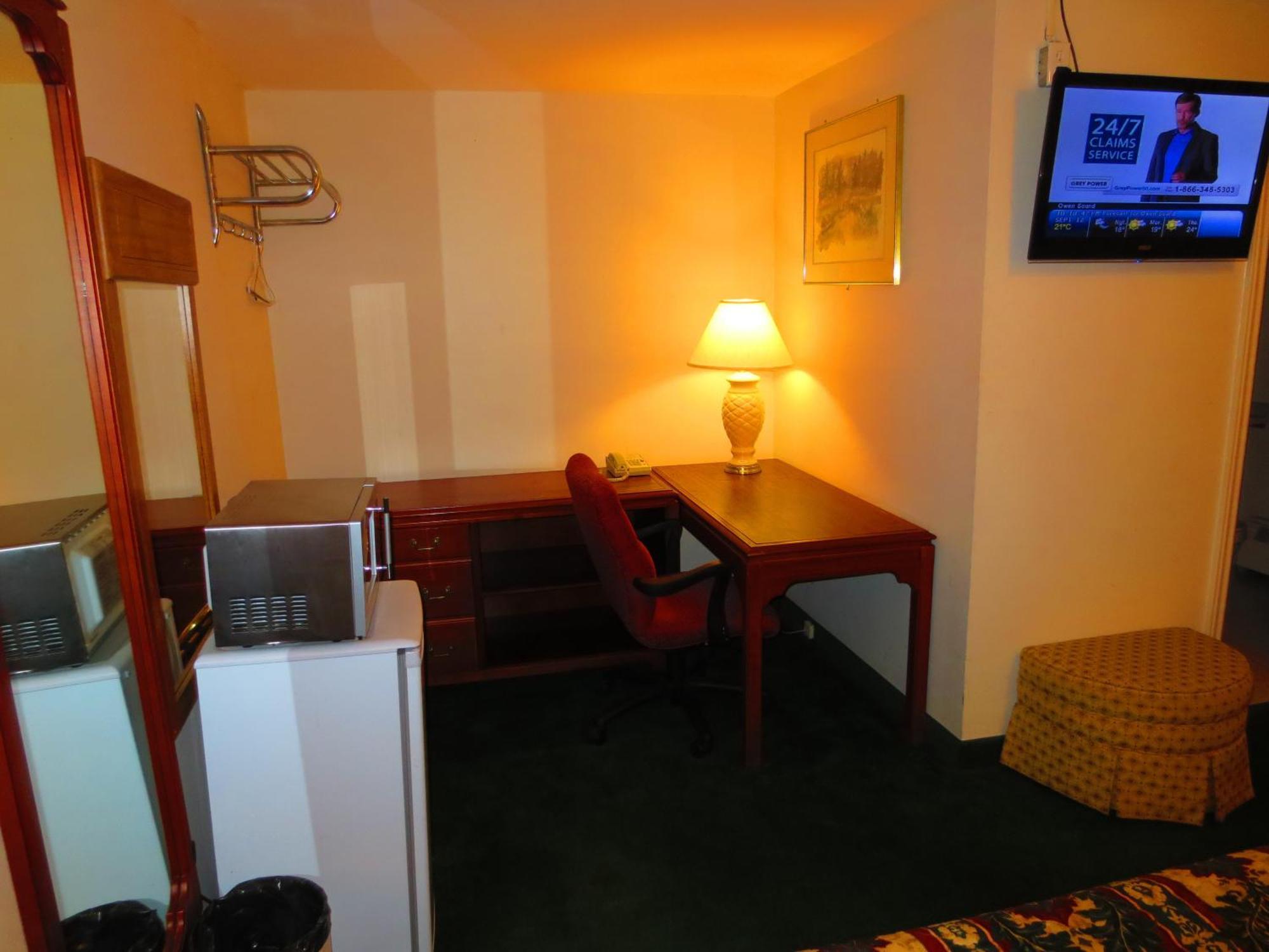 Canadiana Motel Hanover Ngoại thất bức ảnh