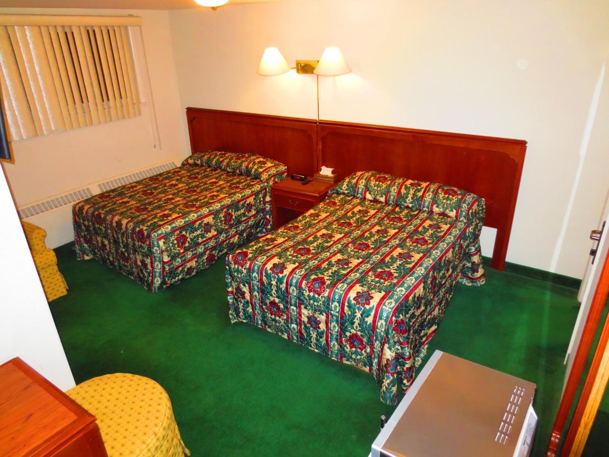 Canadiana Motel Hanover Ngoại thất bức ảnh
