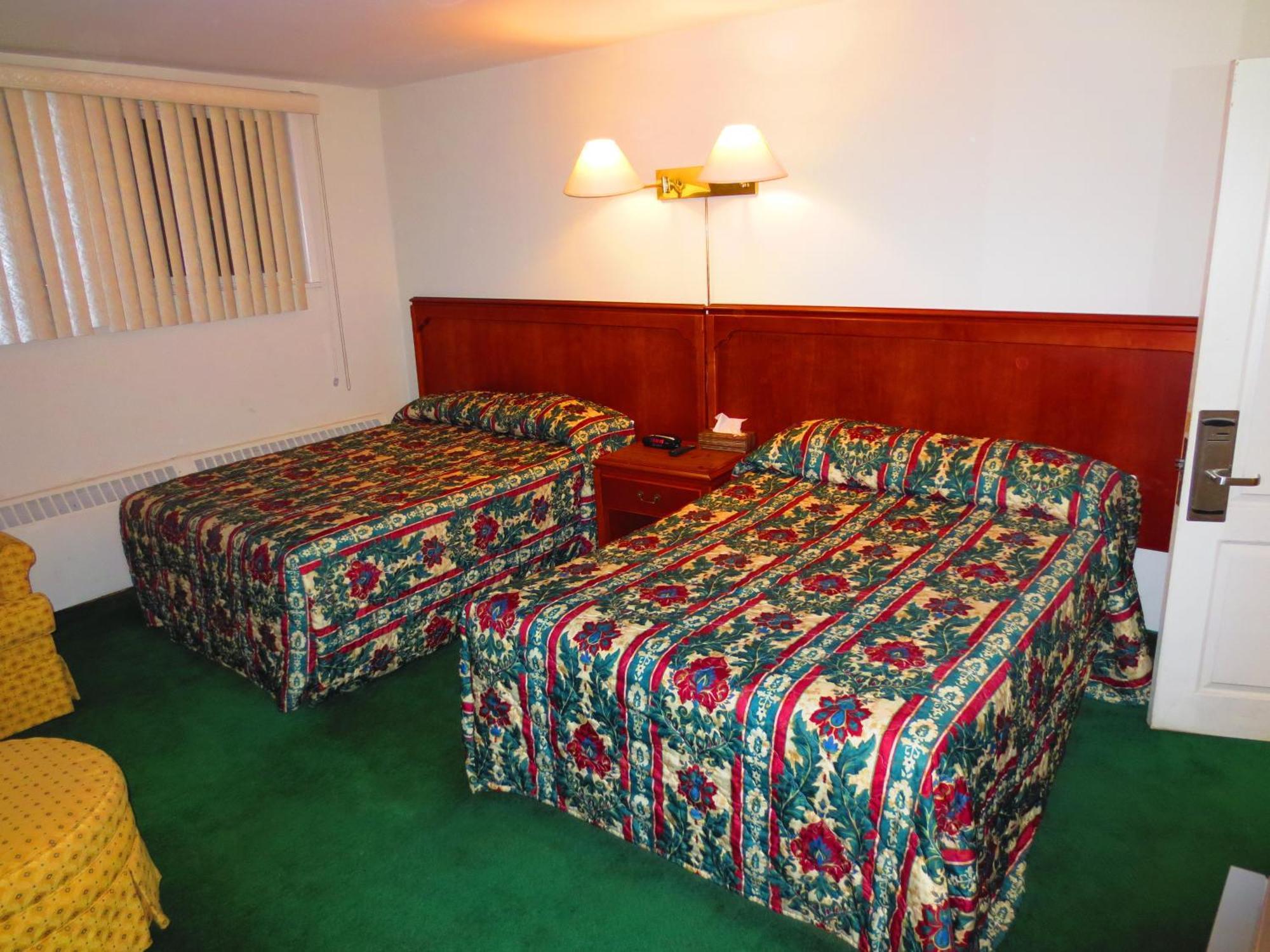 Canadiana Motel Hanover Ngoại thất bức ảnh