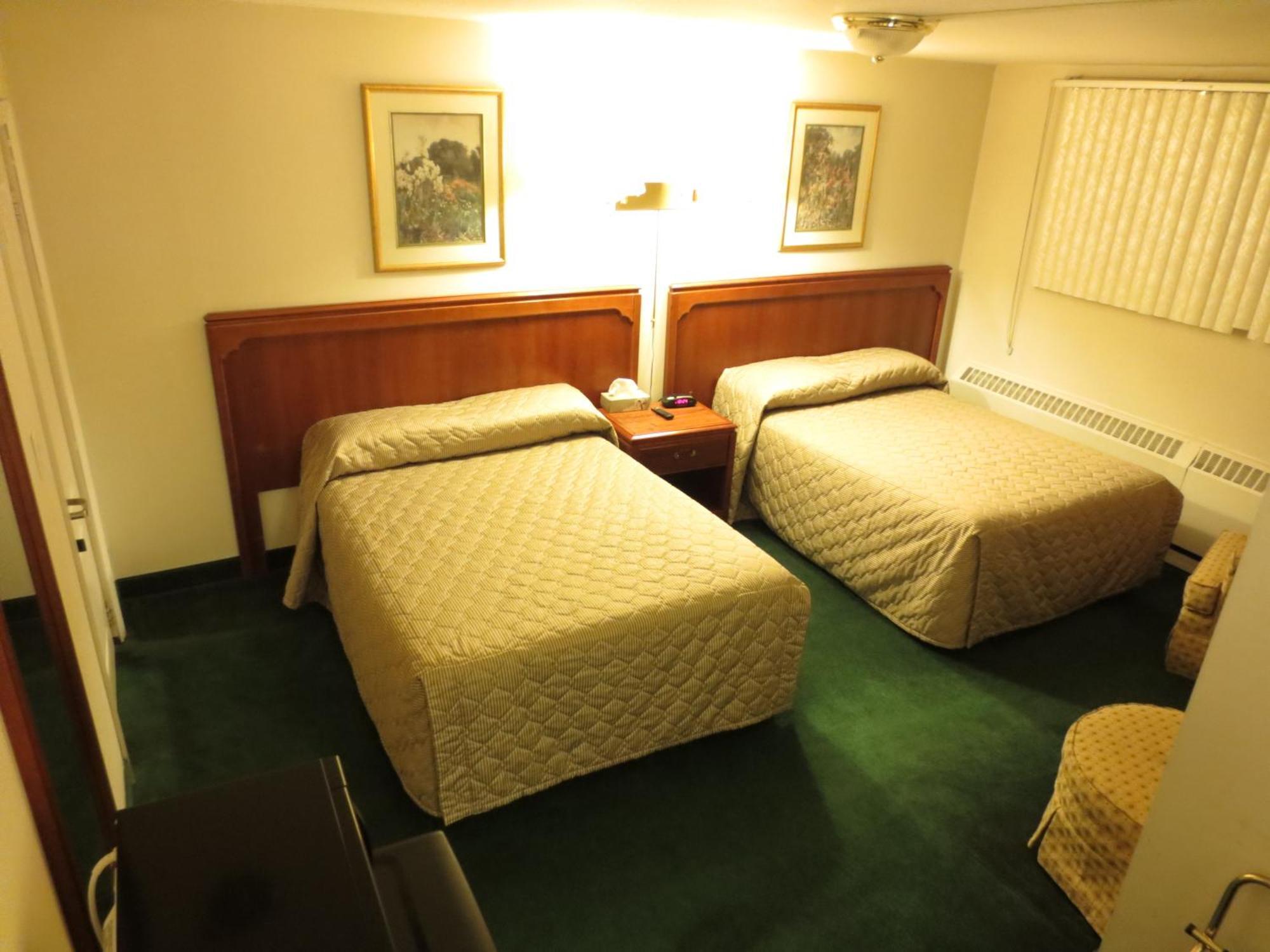 Canadiana Motel Hanover Ngoại thất bức ảnh