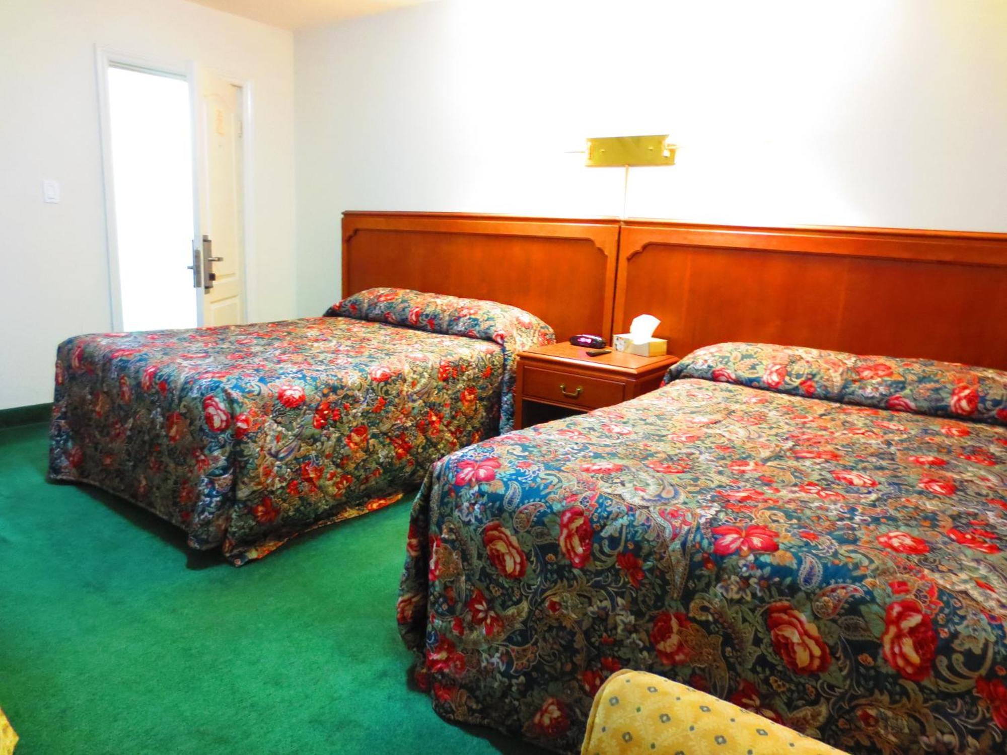Canadiana Motel Hanover Ngoại thất bức ảnh