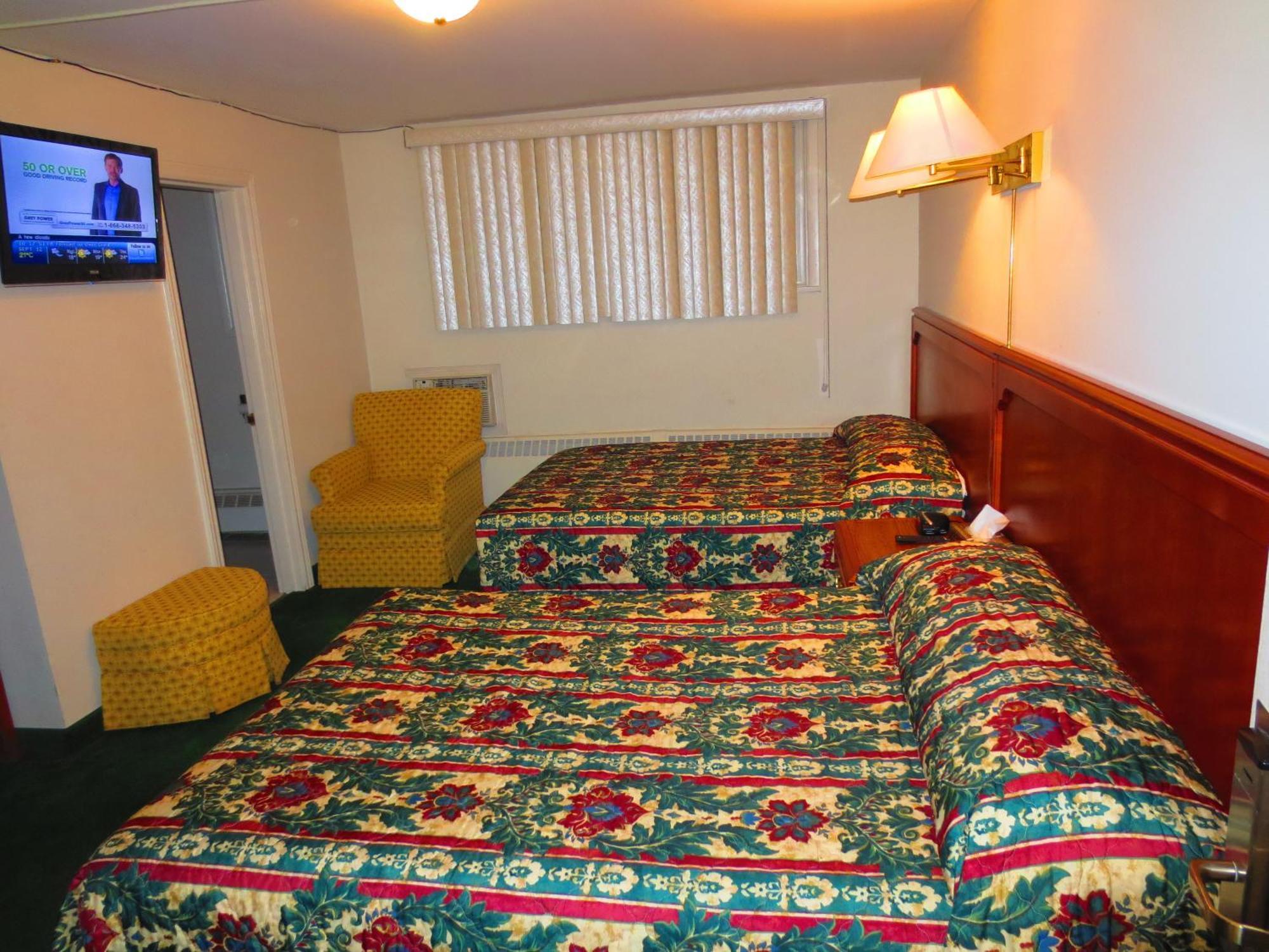 Canadiana Motel Hanover Ngoại thất bức ảnh